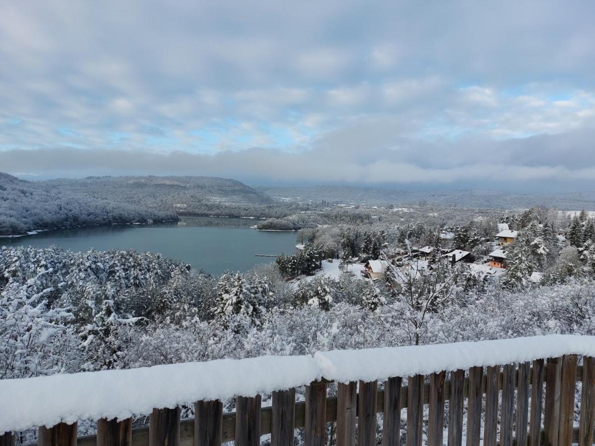 Entre Lacs Et Montagnes , Maison Individuelle,lits Prepares, Parking Et Menage Inclus *